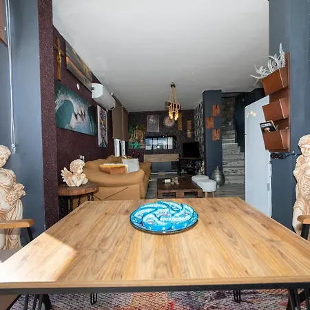 Βίλα Stylish With Mesmerizing View And Central Location In Bodrum *